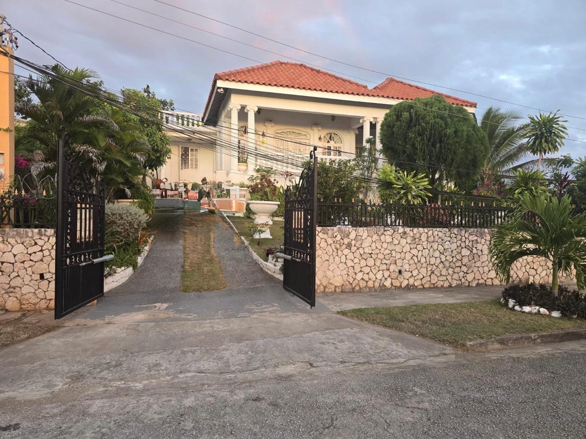 Paradise Palms Jamaica Vacation Rental Бухта Монтего Экстерьер фото